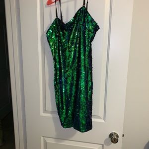 Sequin mini clubbing dress strapless